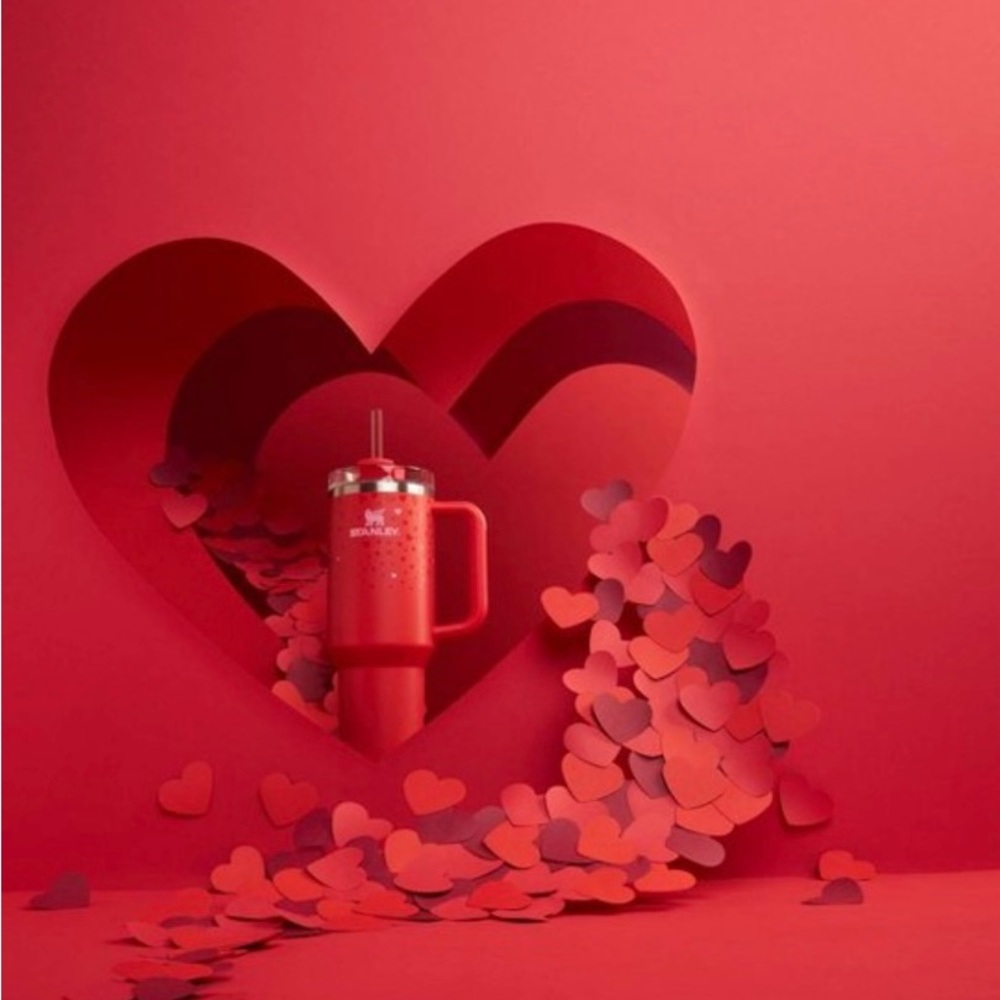 Stanley’s Valentine’s Day Target Collection 2025 - Picture 4 of 4